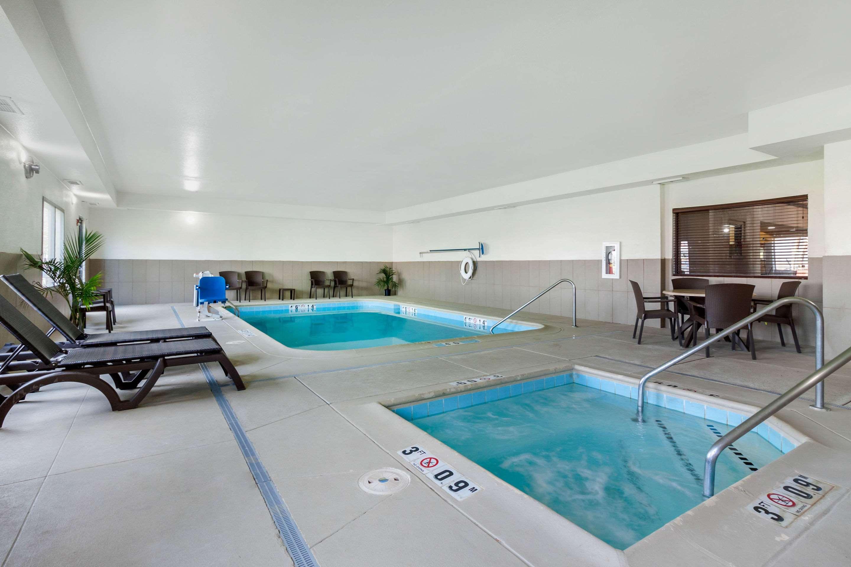 Comfort Suites Omaha East-Council Bluffs Εξωτερικό φωτογραφία