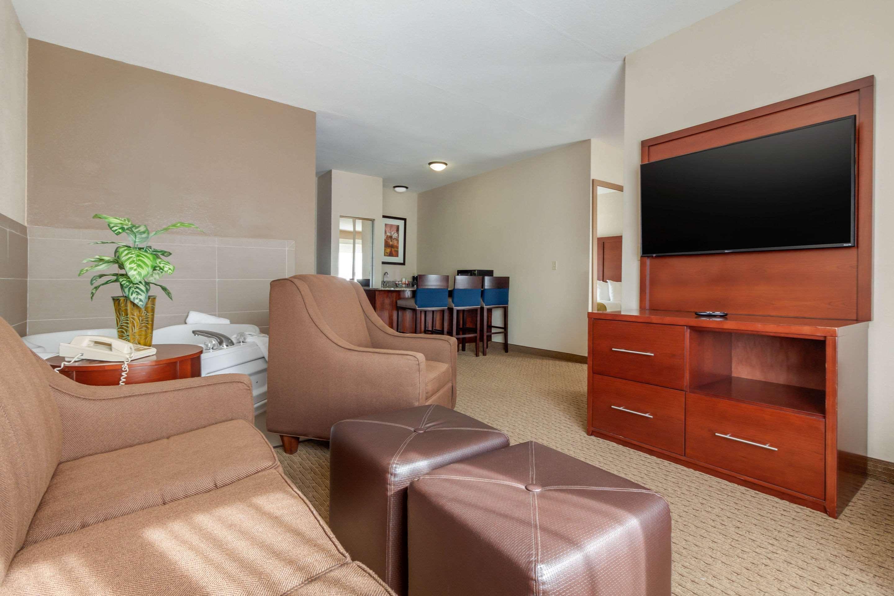 Comfort Suites Omaha East-Council Bluffs Εξωτερικό φωτογραφία
