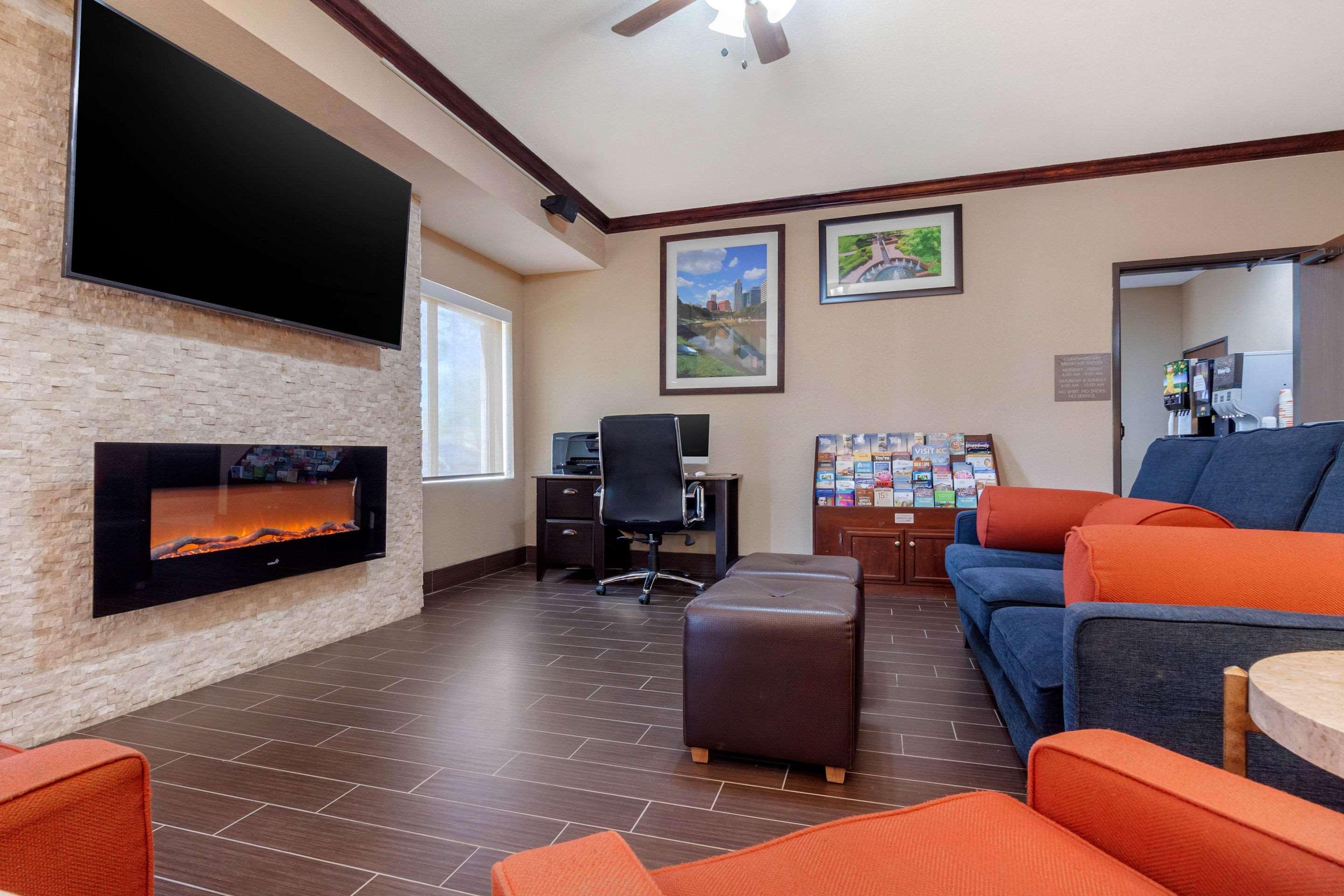 Comfort Suites Omaha East-Council Bluffs Εξωτερικό φωτογραφία