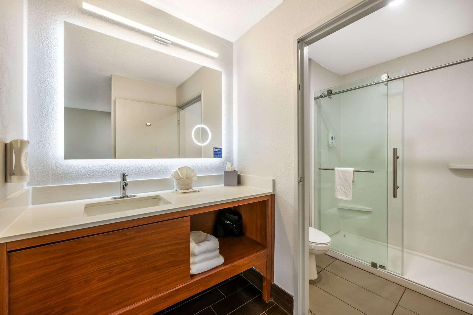 Comfort Suites Omaha East-Council Bluffs Εξωτερικό φωτογραφία